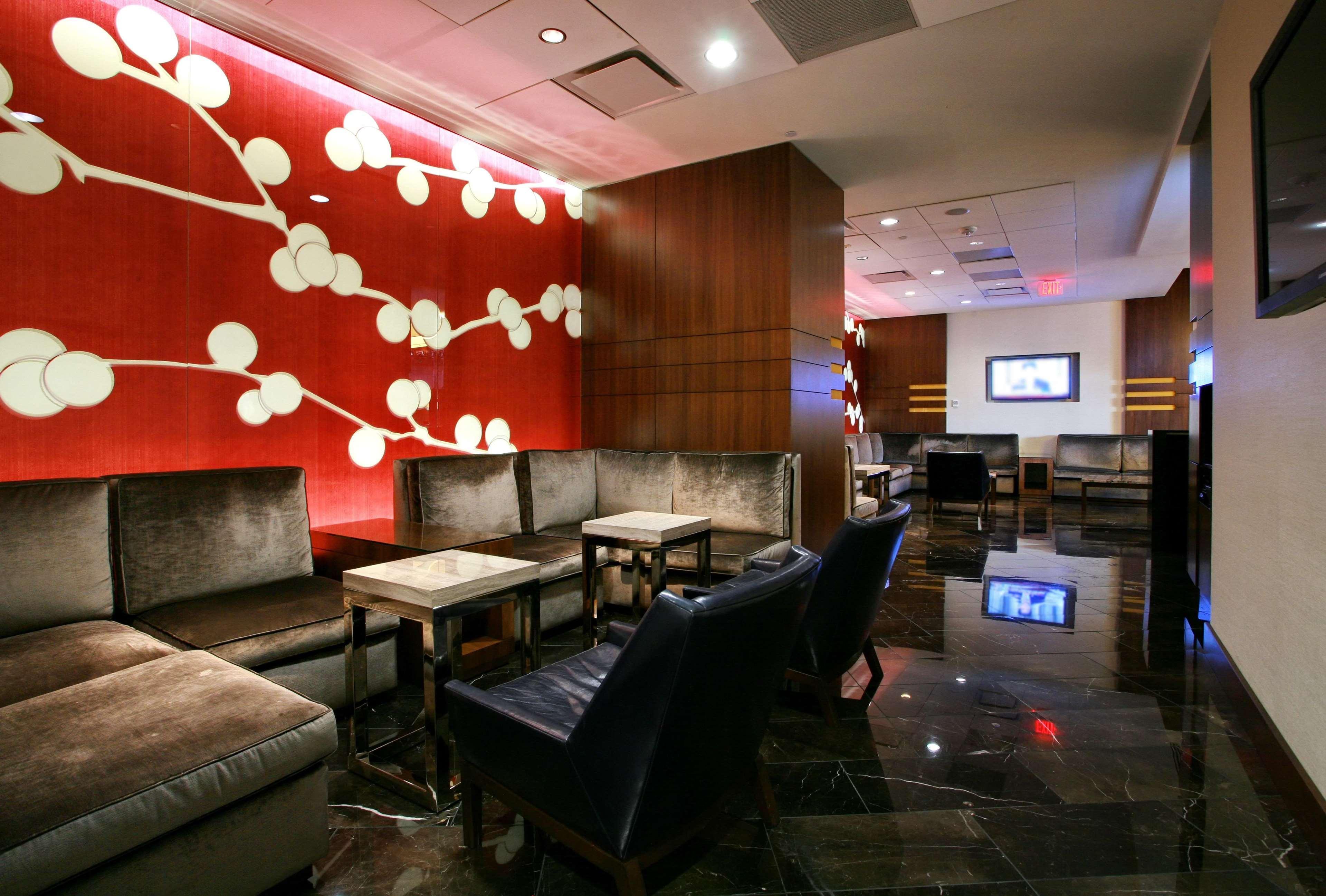 Hyatt Regency Crystal At Reagan National Airport Hotel 4*