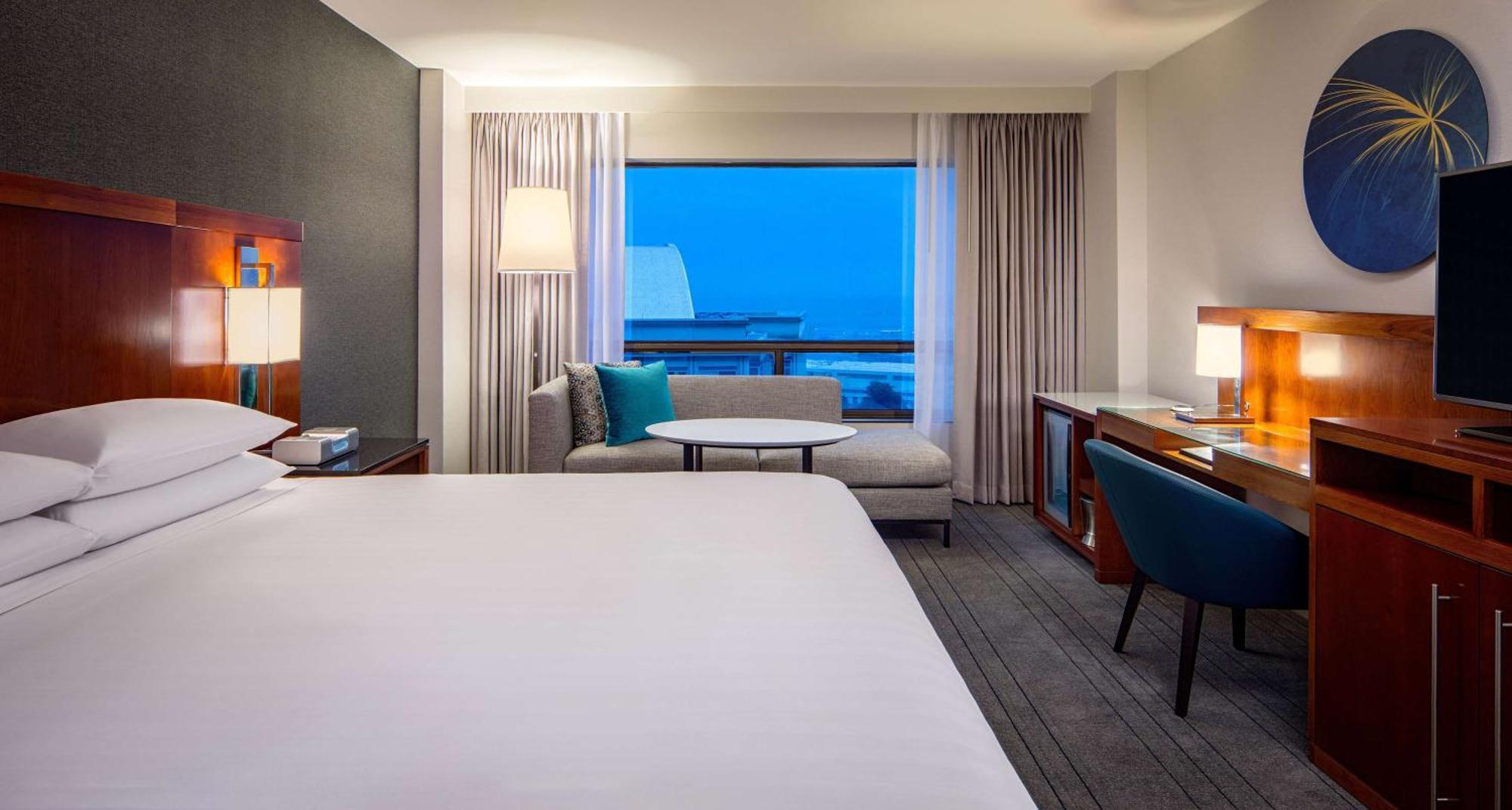 Hotel Hyatt Regency Crystal At Reagan National Airport 4*