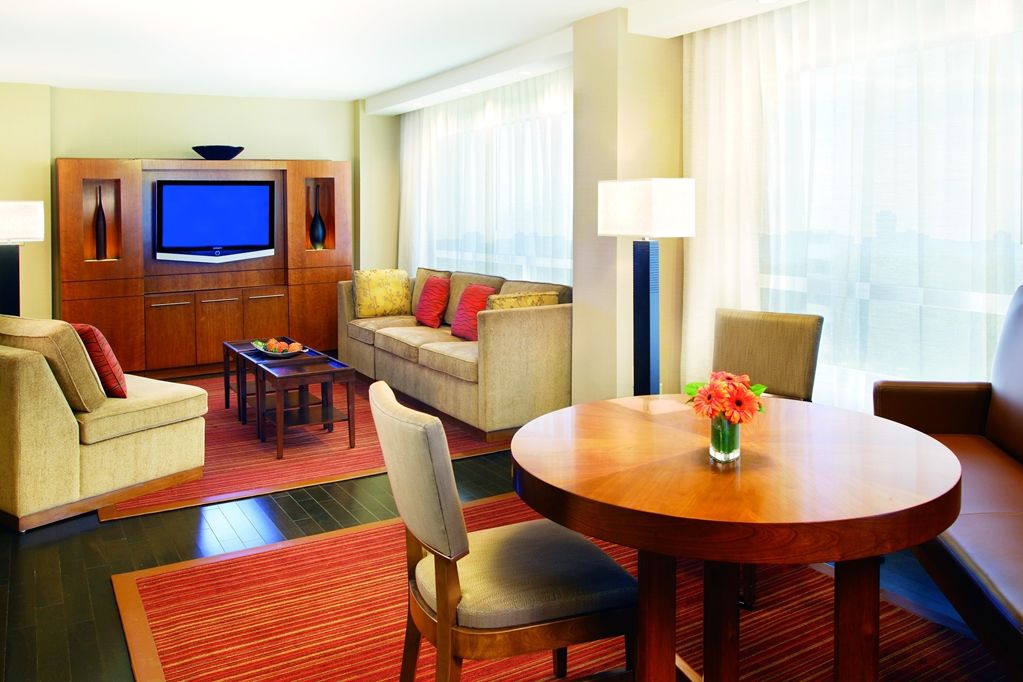 Hyatt Regency Crystal At Reagan National Airport Hotel 4*