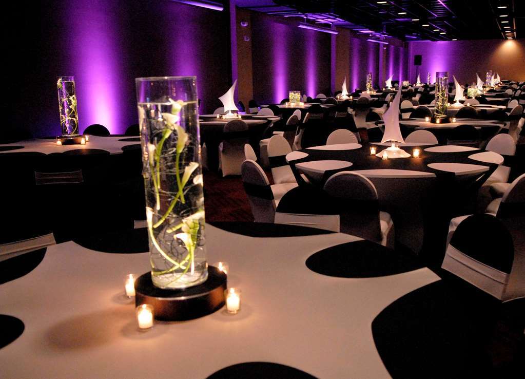 Hyatt Regency Crystal At Reagan National Airport Hotel 4*