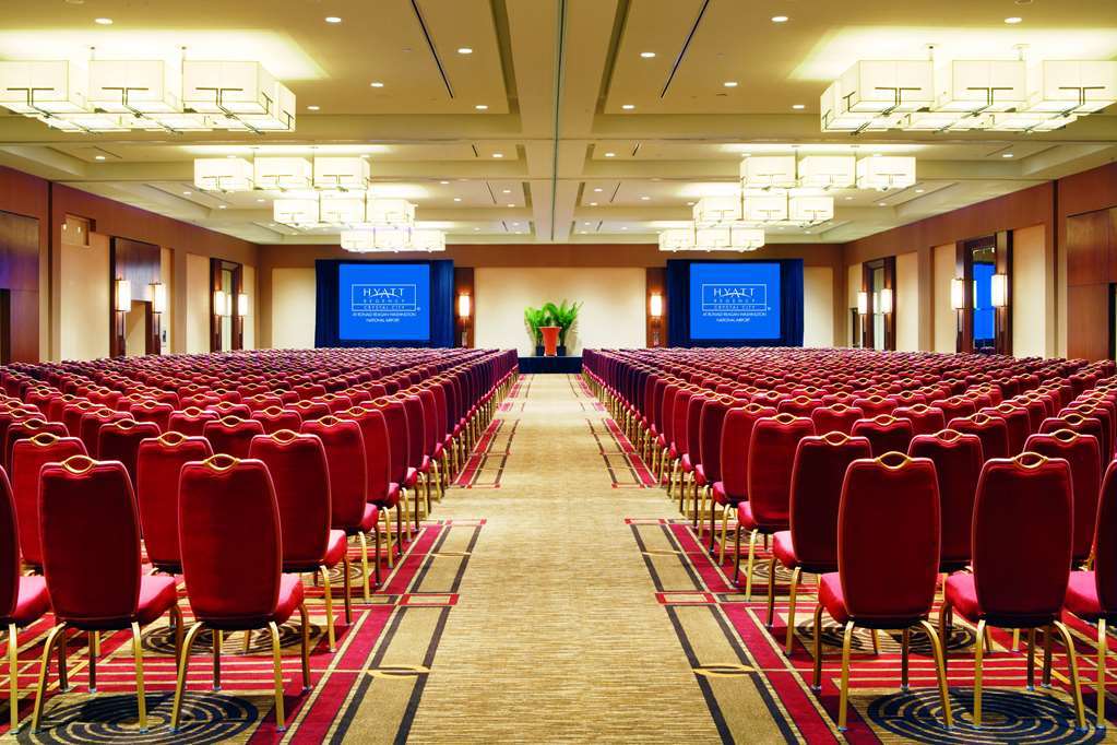 Hyatt Regency Crystal At Reagan National Airport Hotel Arlington